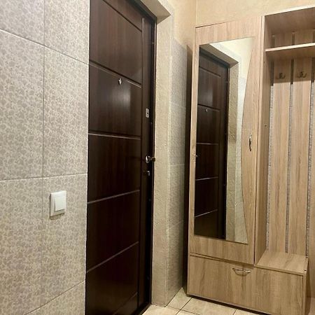 Studio Apartment Metro Pechersk Kijów Zewnętrze zdjęcie