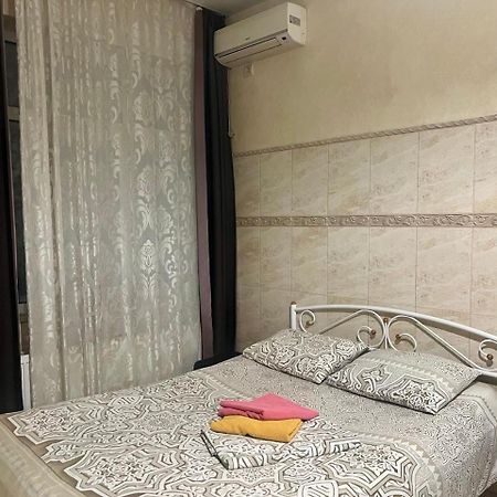 Studio Apartment Metro Pechersk Kijów Zewnętrze zdjęcie