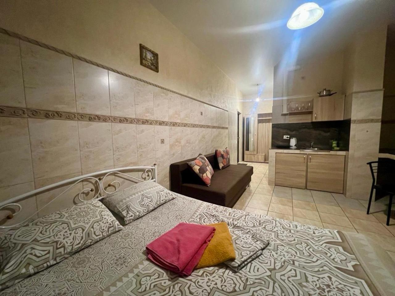 Studio Apartment Metro Pechersk Kijów Zewnętrze zdjęcie