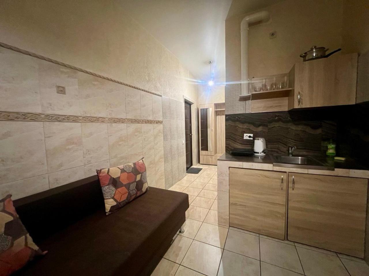 Studio Apartment Metro Pechersk Kijów Zewnętrze zdjęcie